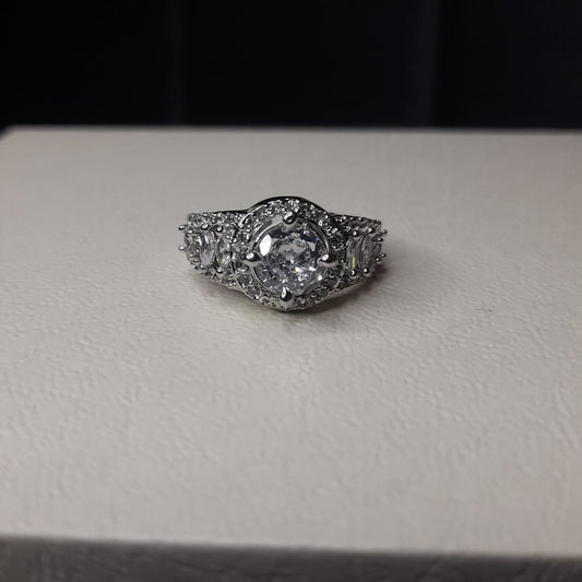 Premium Zircon Engagement Ring for Women – Elegant Adjustable Fashion Jewellery, Ideal Gift Choice
