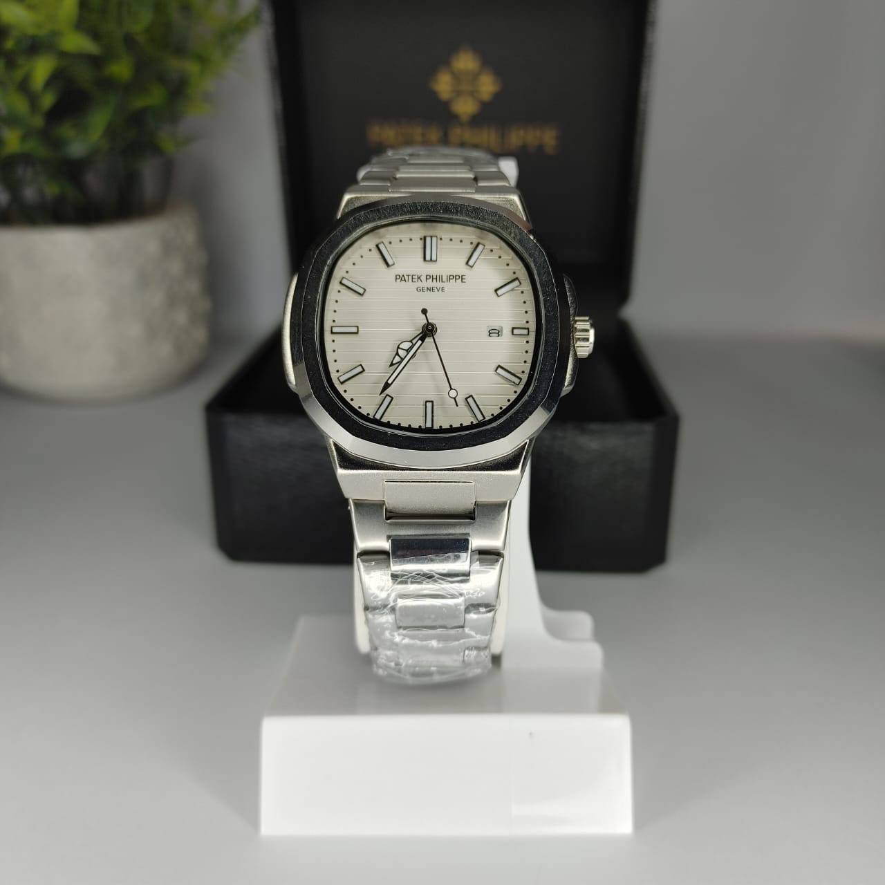 Patek philip silver with white dial