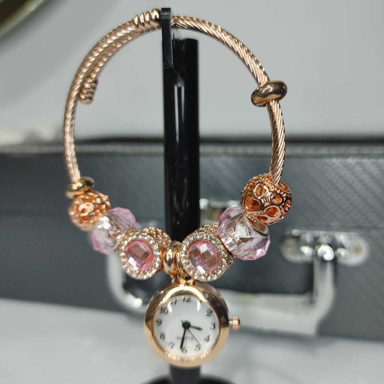 Golden Watch Bracelet BW-006