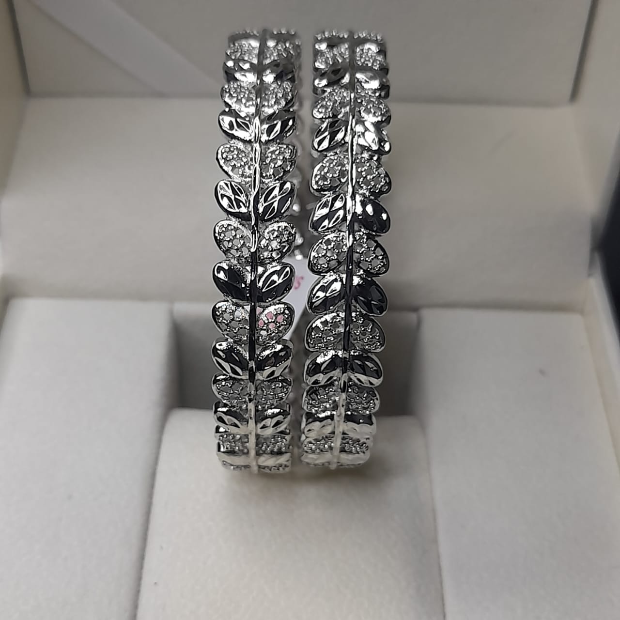Elegant Silver Bangles Kara 2pc Set for Girls & Women – Premium Fashion Jewellery