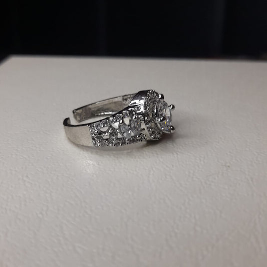 Premium Zircon Engagement Ring for Women – Elegant Adjustable Fashion Jewellery, Ideal Gift Choice