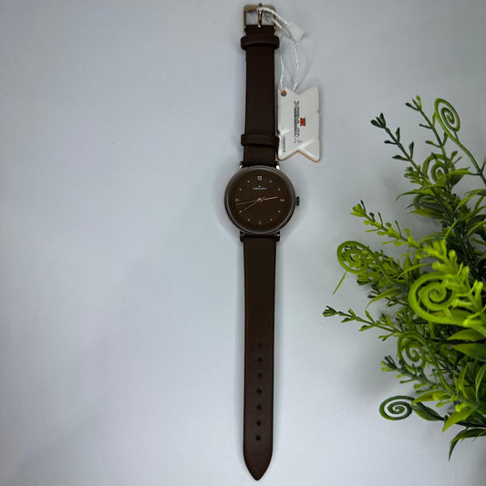 Elegant Dark Brown Leather Strap Watch – A Timeless Classic Xenlex Watch